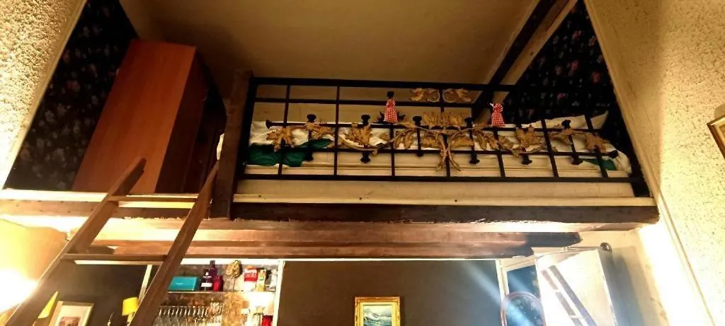 Nice Studio Near Notredame باريس 0*,  فرنسا